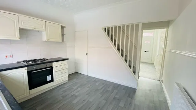 Albert Road, Mexborough, S64, photo 2