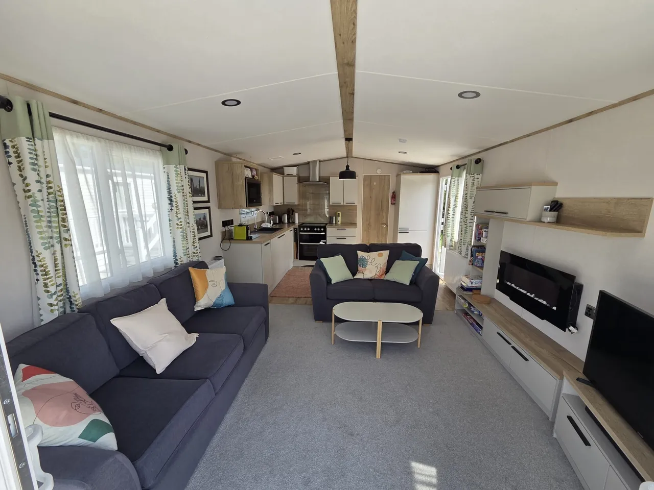 Carlton Meres Holiday Park, Carlton, Saxmundham, photo 4