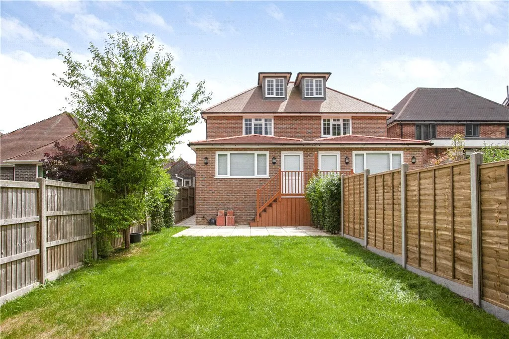 Queen Eleanors Road, Guildford, GU2, photo 11