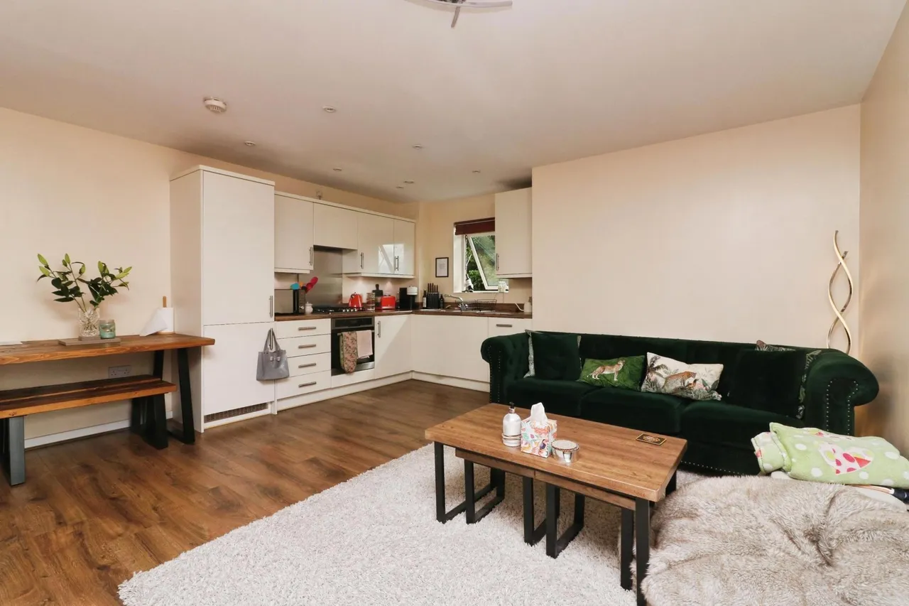 Noble Court, Drury Lane, Stevenage SG1, photo 11