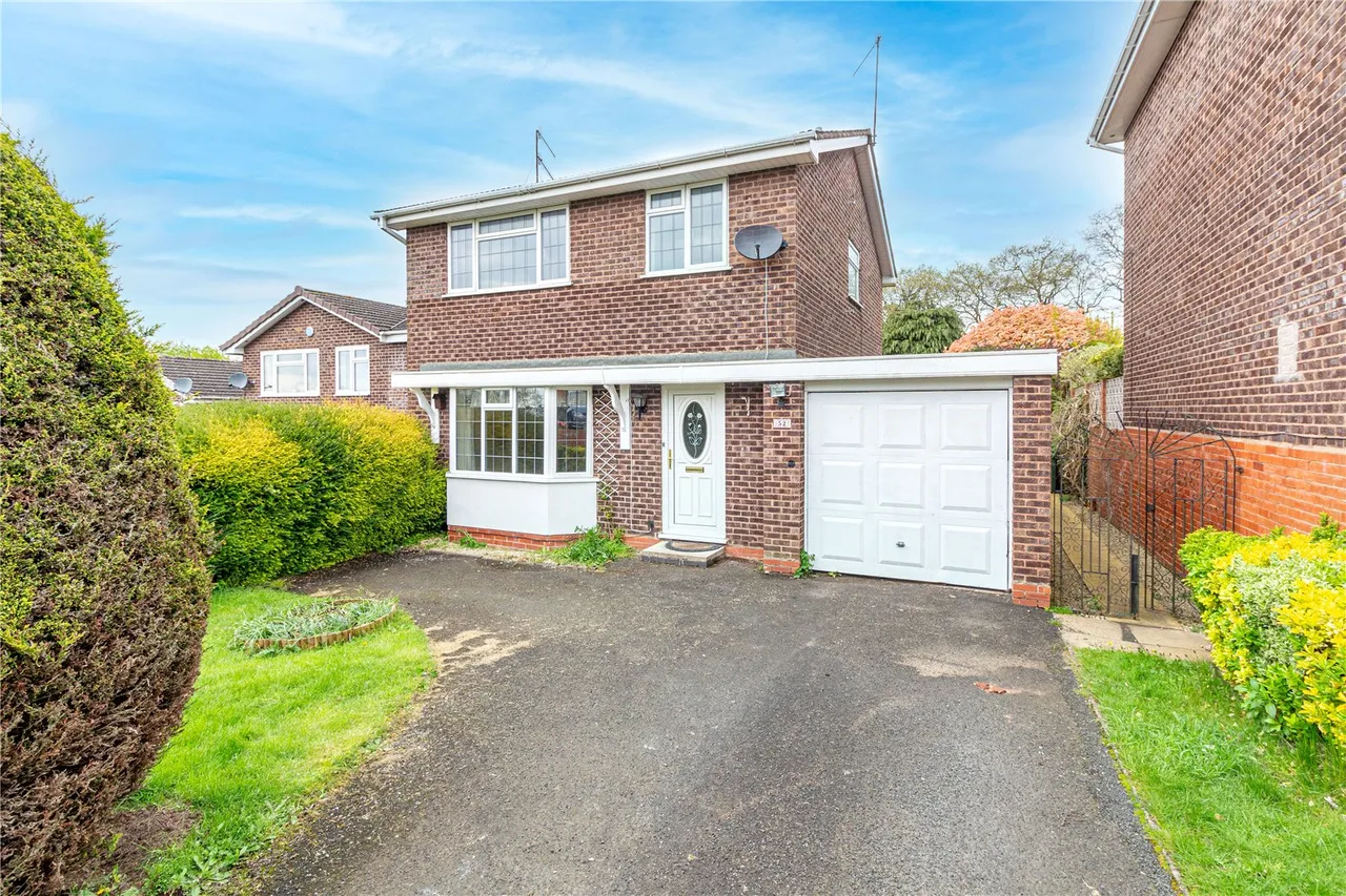 Yvonne Road, Crabbs Cross, Redditch, Worcestershire, B97 5HP, photo 16