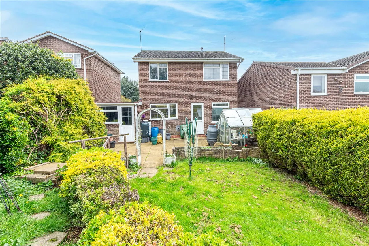 Yvonne Road, Crabbs Cross, Redditch, Worcestershire, B97 5HP, photo 13