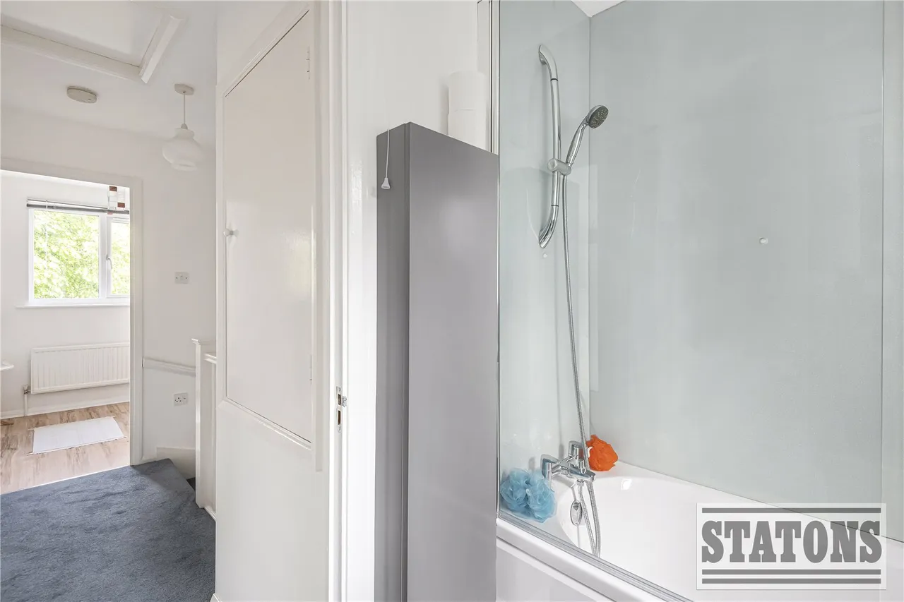 Sweets Way, London, N20 0NT, photo 12
