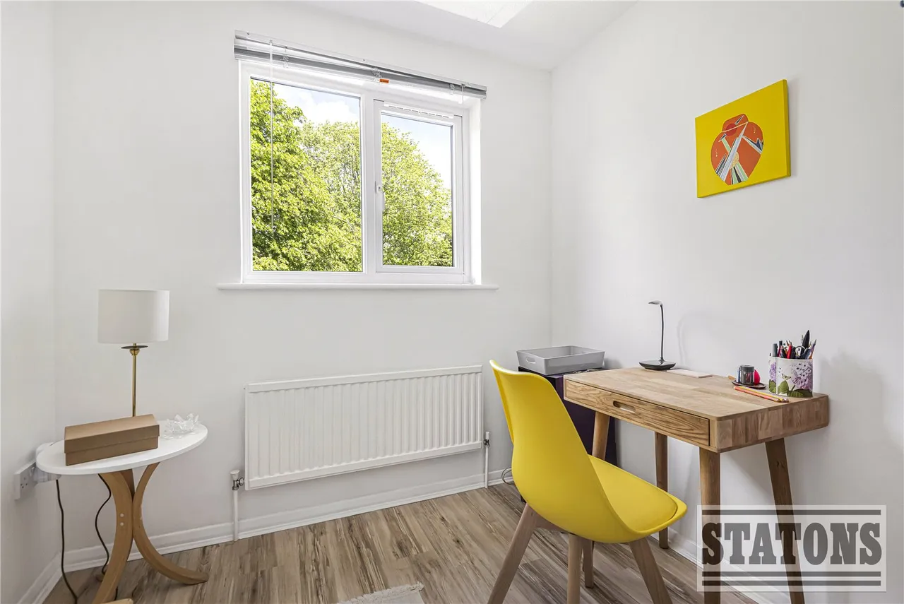 Sweets Way, London, N20 0NT, photo 8