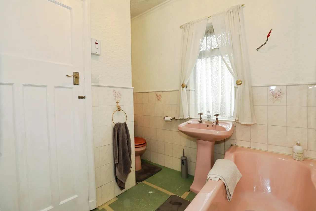 Valley Road, Crewe, Cheshire, CW2, photo 13