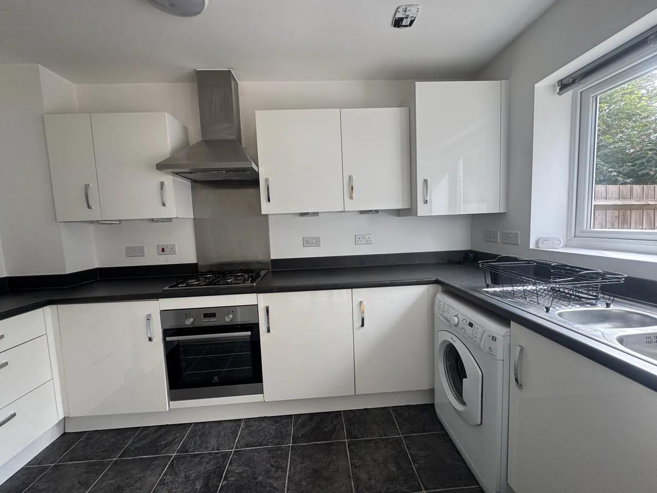 Boldison Close, Aylesbury, HP19, photo 6