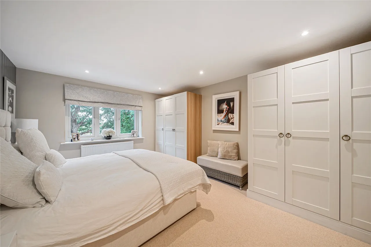 Clandon Road, Send, GU23, photo 10