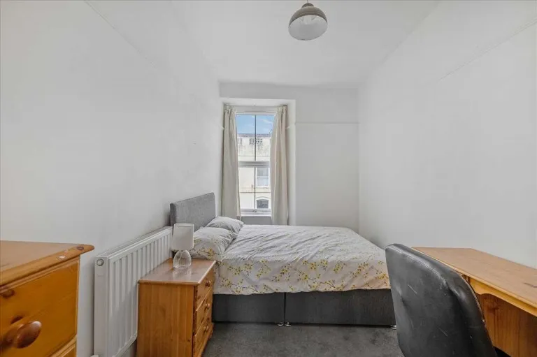 Hill Park Crescent, Plymouth, PL4, photo 8