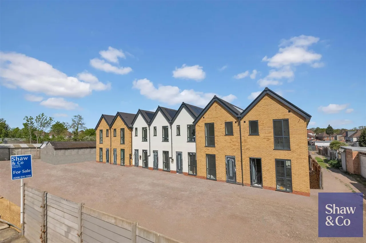 Field Road, Feltham, photo 20