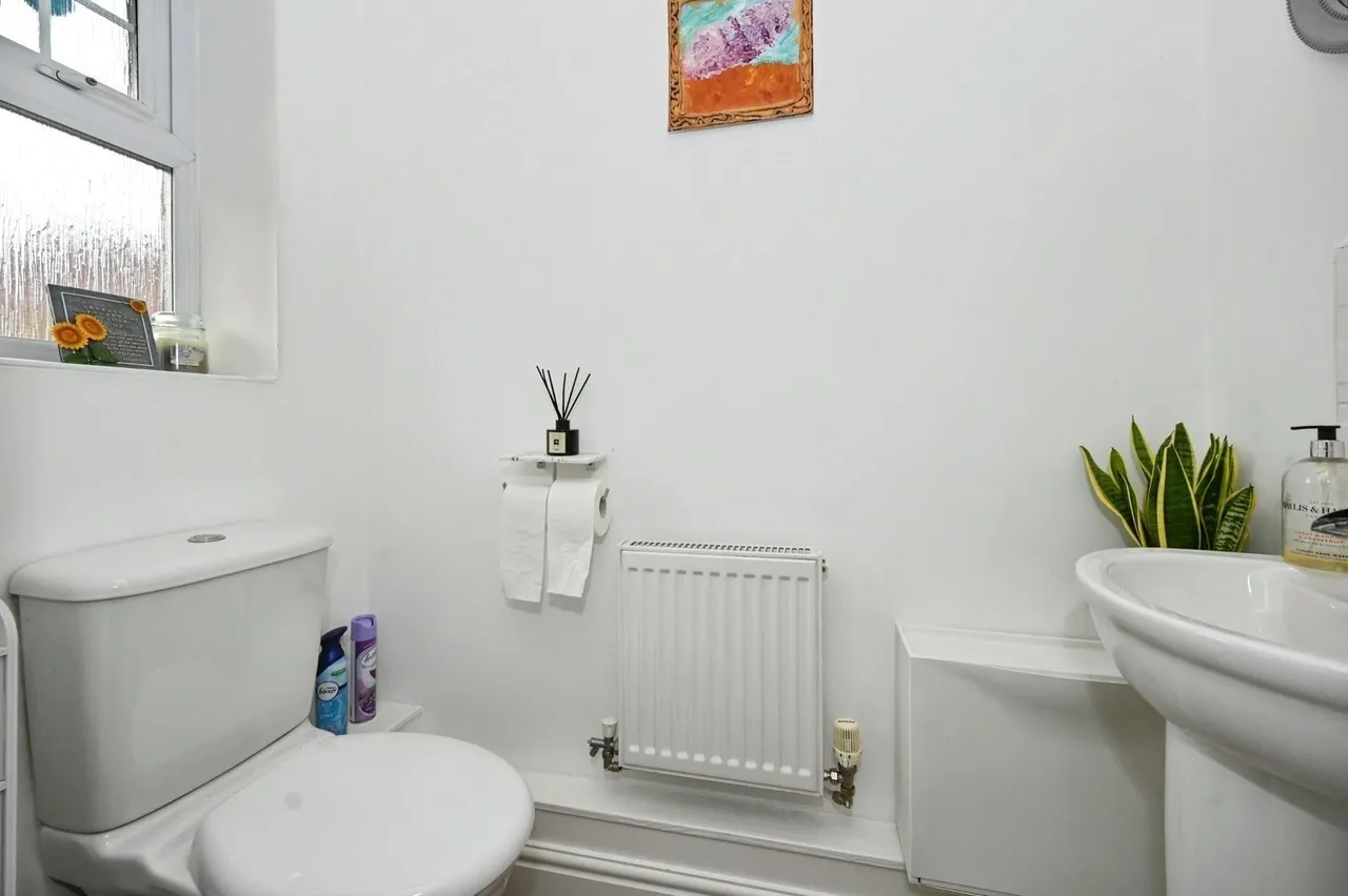 Calgarth Avenue, Warrington, Cheshire, WA5, photo 7