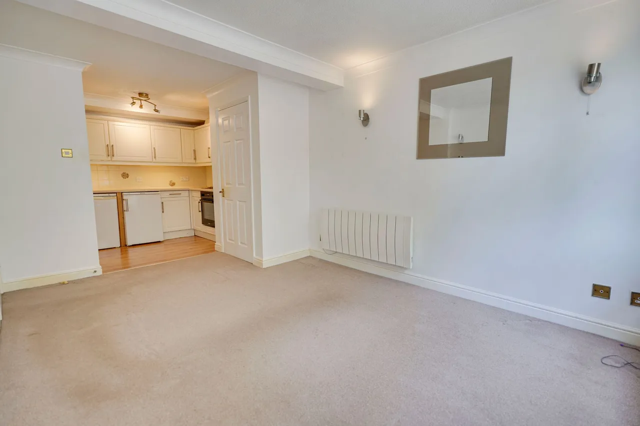 Sheering Lower Road, Sawbridgeworth, CM21, photo 4