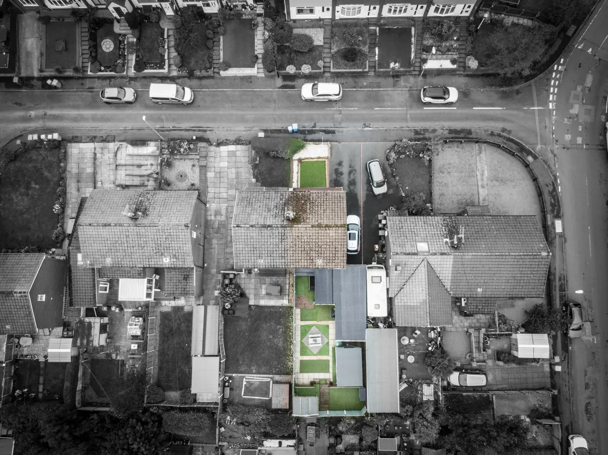 Oldham, OL2, photo 12