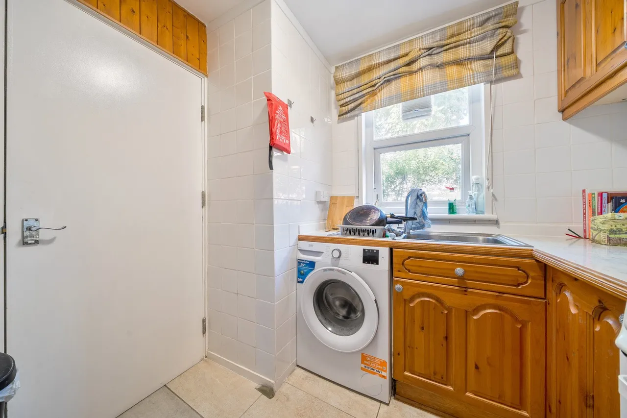 Slade Walk, SE17, photo 12