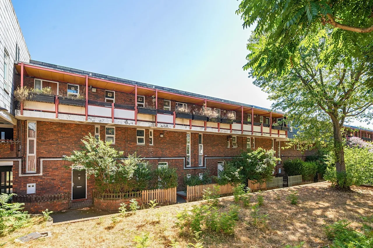 Slade Walk, SE17, photo 17
