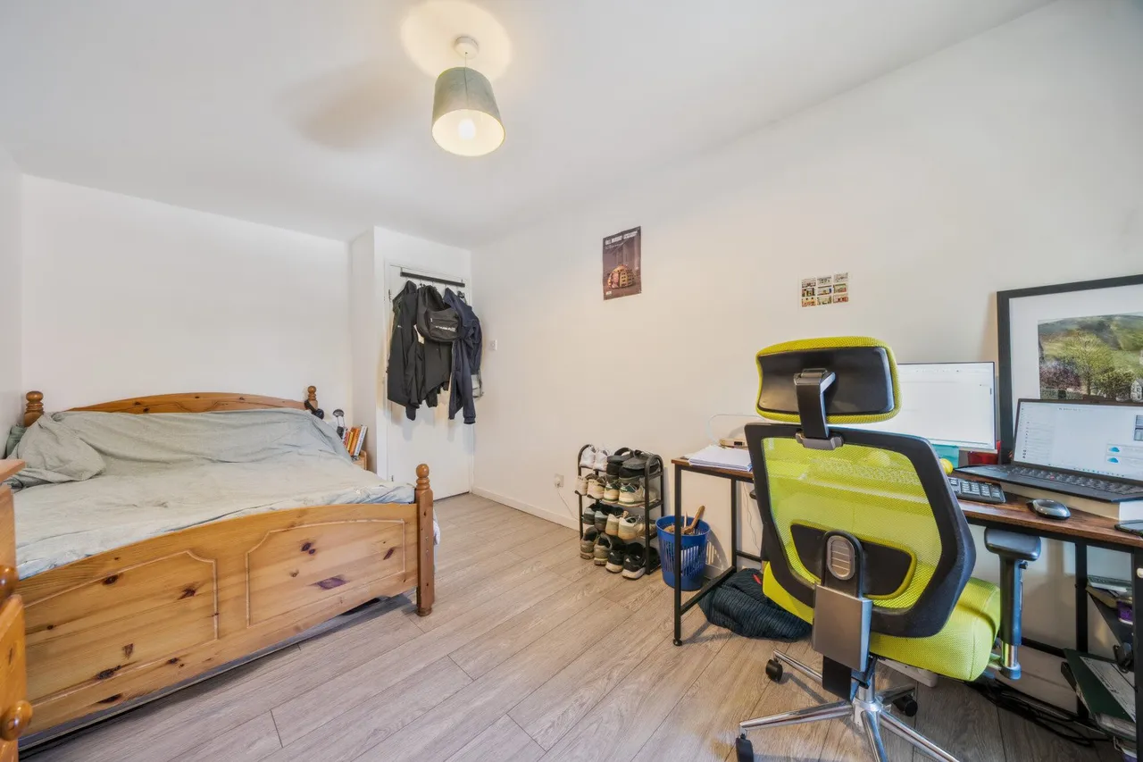 Slade Walk, SE17, photo 6