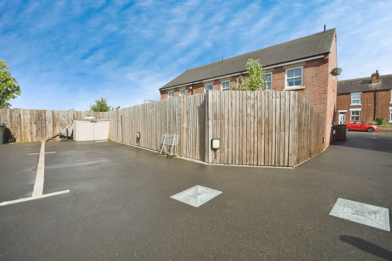 Sydney Street, CHESTERFIELD, Derbyshire, S40, photo 17