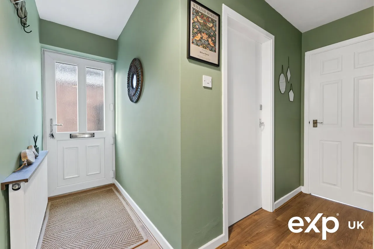Castleton Close, Ravenshead, photo 3
