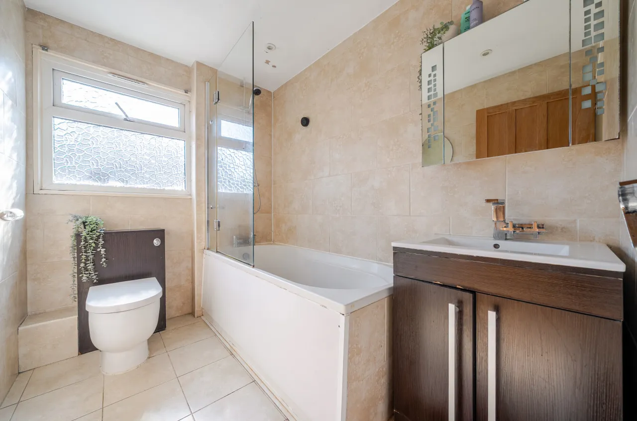 Mabey Close, Gosport, PO12, photo 5