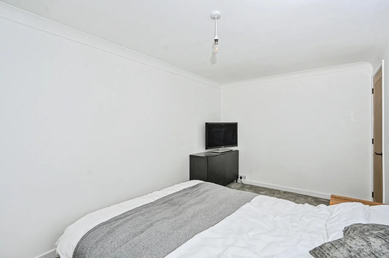 Hornby Crescent, St. Helens, WA9, photo 5