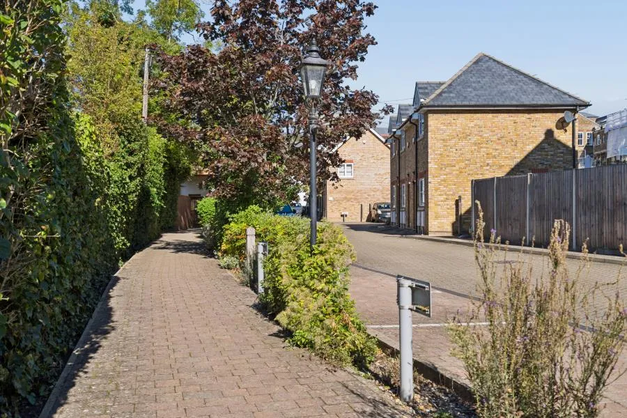 Ebury Road, Rickmansworth, WD3, photo 9