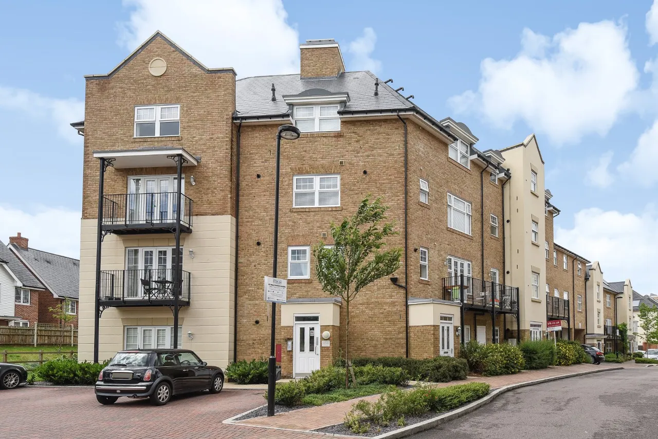 1 bed flat to rent, Wells View Drive, Bromley, BR2