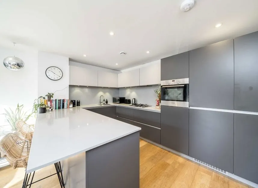 Gideon Road, Battersea, SW11, photo 3