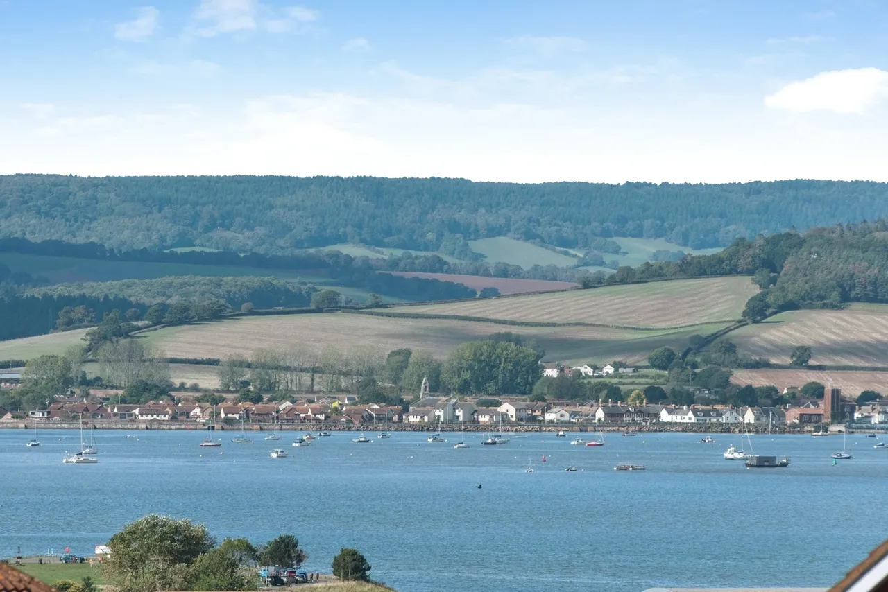 Long Causeway, Exmouth, EX8, photo 2