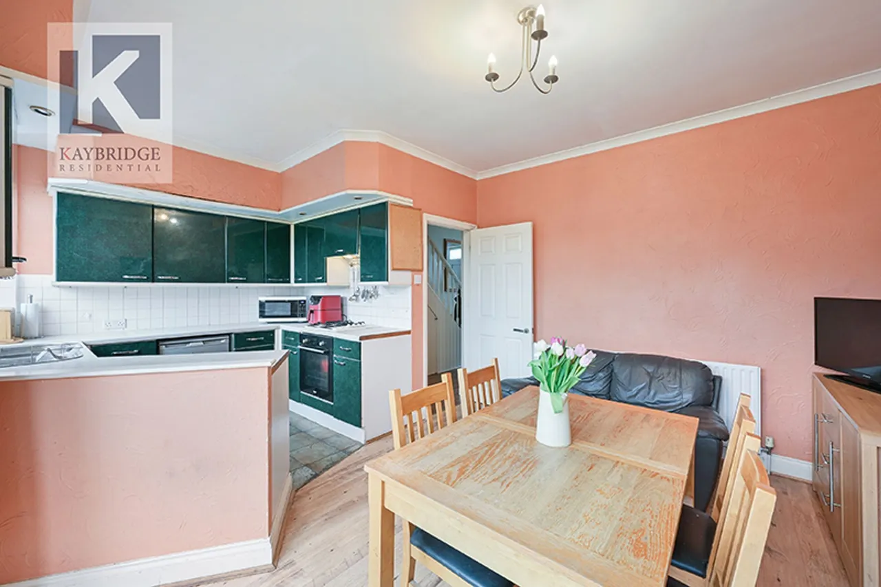 Stoneleigh Avenue, Worcester Park, KT4, photo 6
