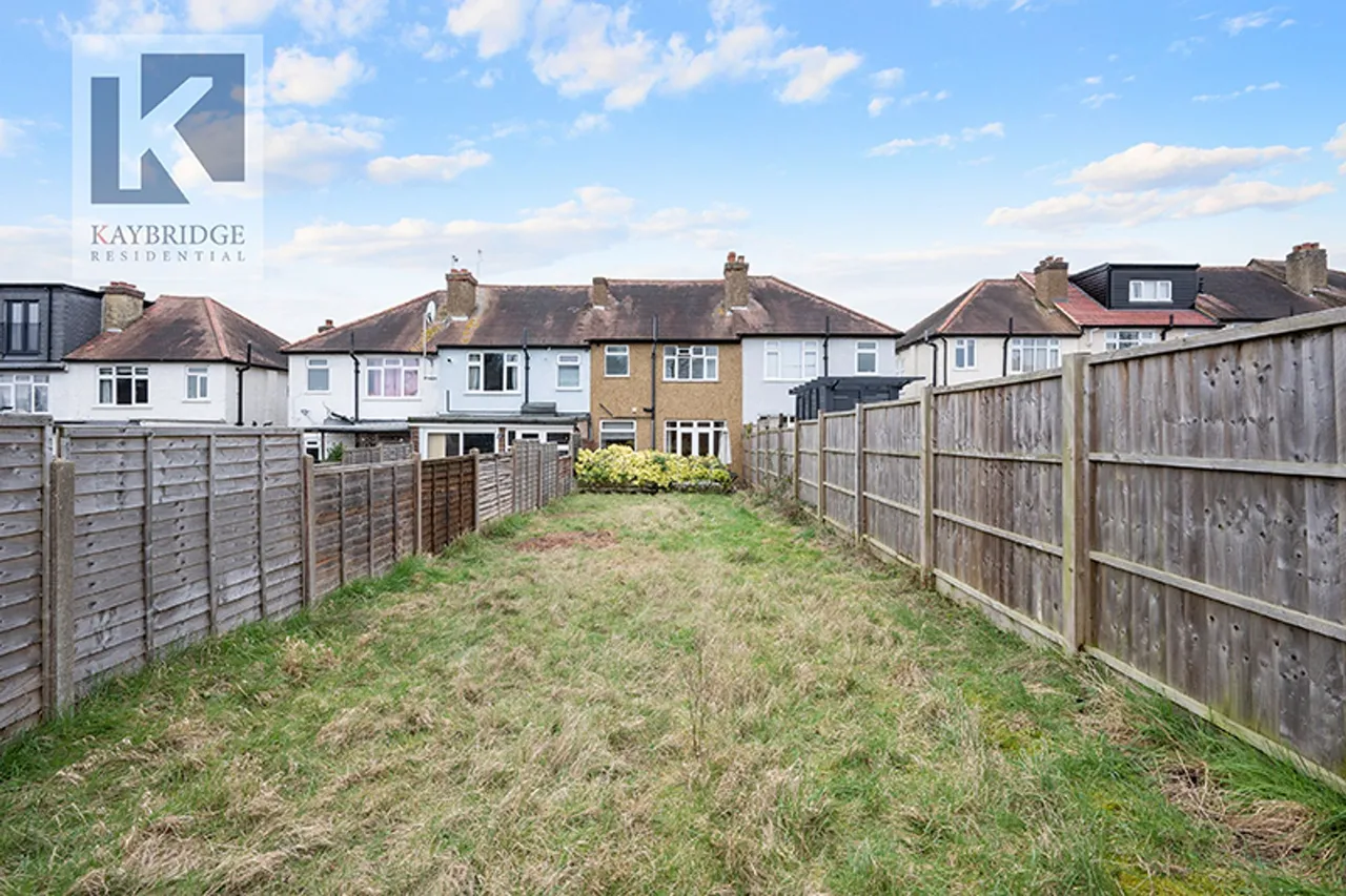 Stoneleigh Avenue, Worcester Park, KT4, photo 7