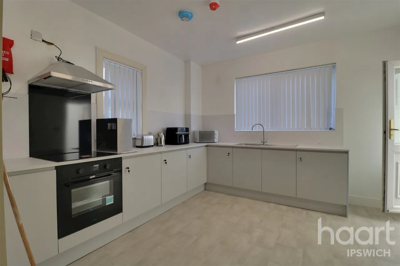 Langer Road, IP11, photo 2