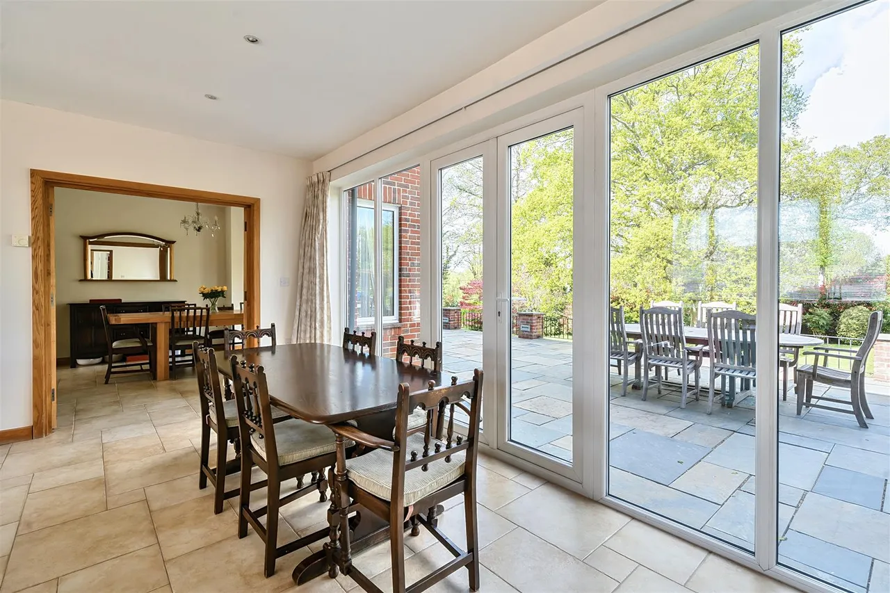 Salterns Lane, Old Bursledon, photo 15