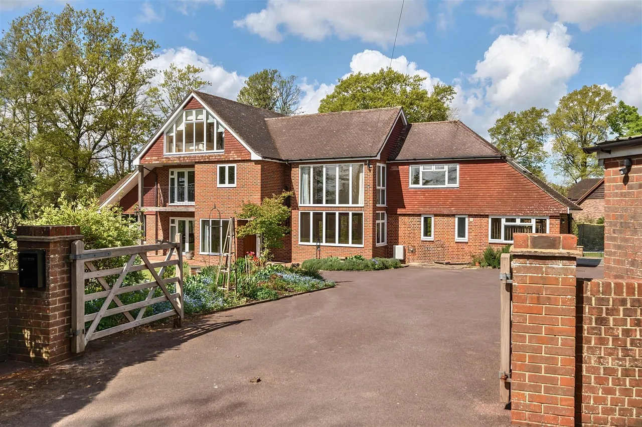 Salterns Lane, Old Bursledon, photo 9