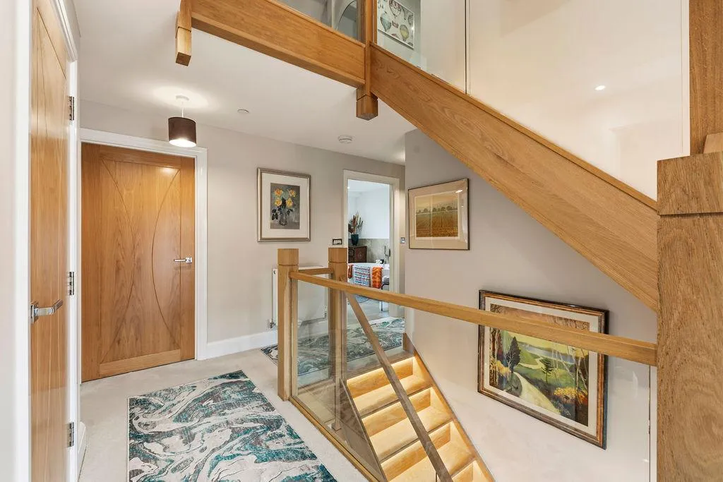Beaumont Grove, Upper Killay, SA2, photo 17