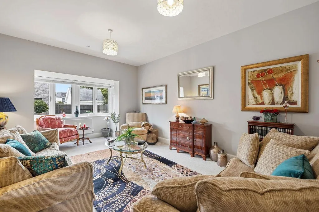 Beaumont Grove, Upper Killay, SA2, photo 14