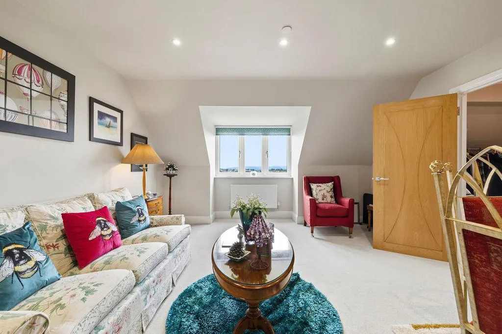 Beaumont Grove, Upper Killay, SA2, photo 36