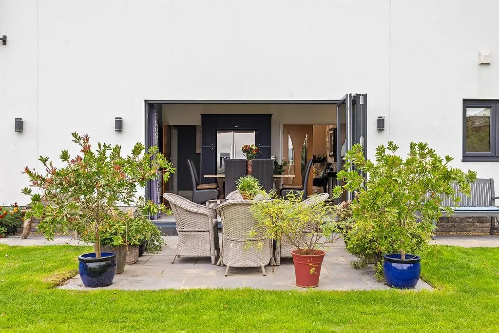Beaumont Grove, Upper Killay, SA2, photo 43