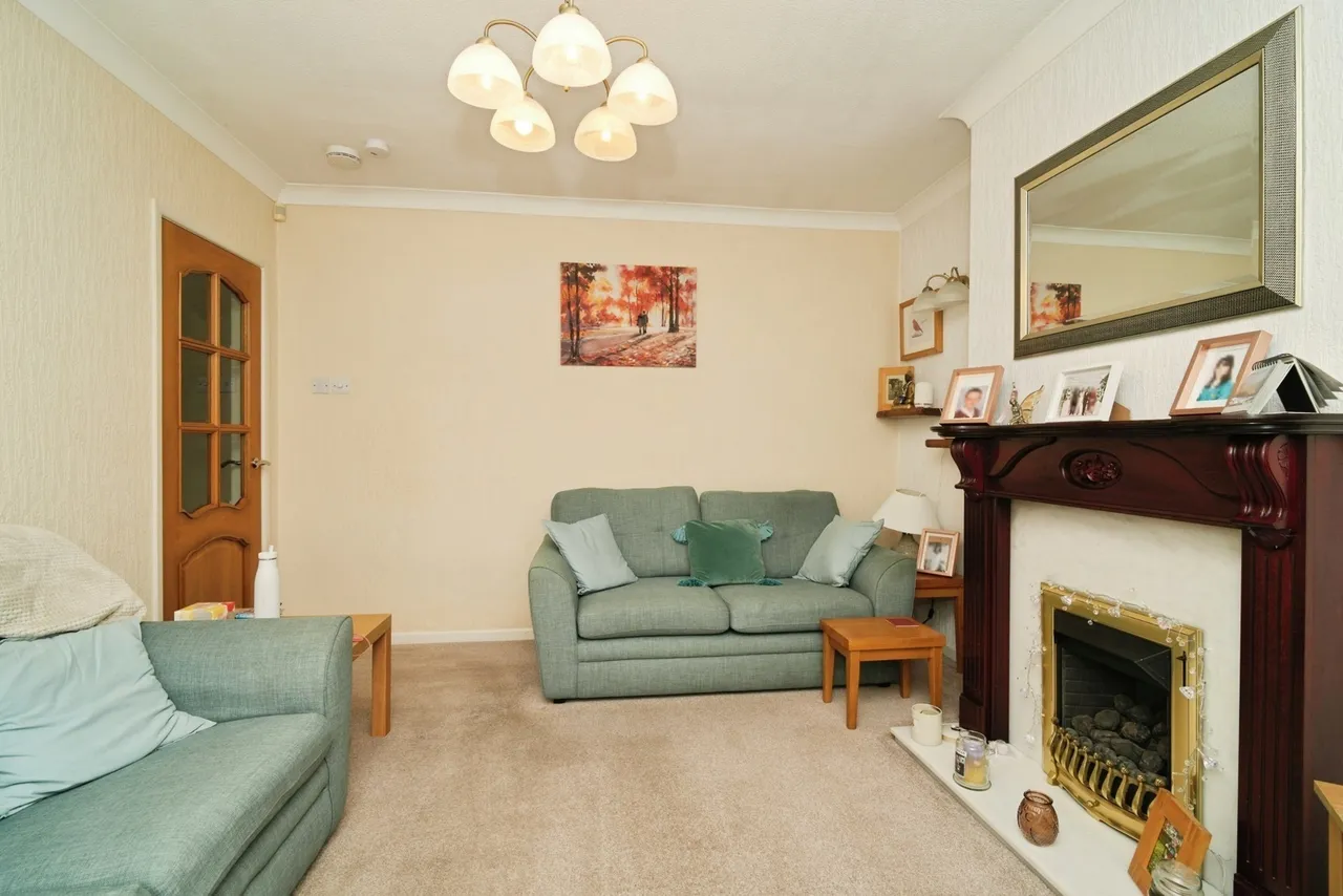 Cranbourne Drive, Chorley, Lancashire, PR6, photo 3
