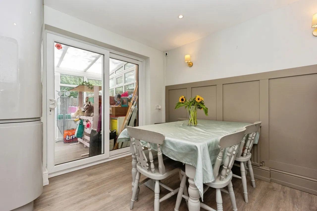Little Brook Road, Sale, Greater Manchester, M33, photo 5