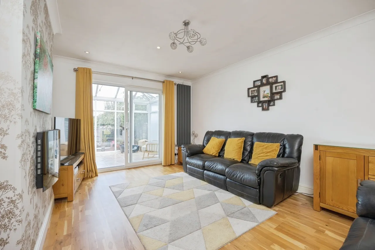 Ridgeway Avenue, Gravesend, DA12, photo 4
