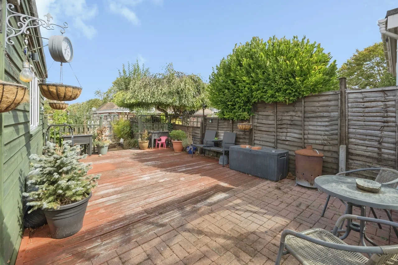 Ridgeway Avenue, Gravesend, DA12, photo 9