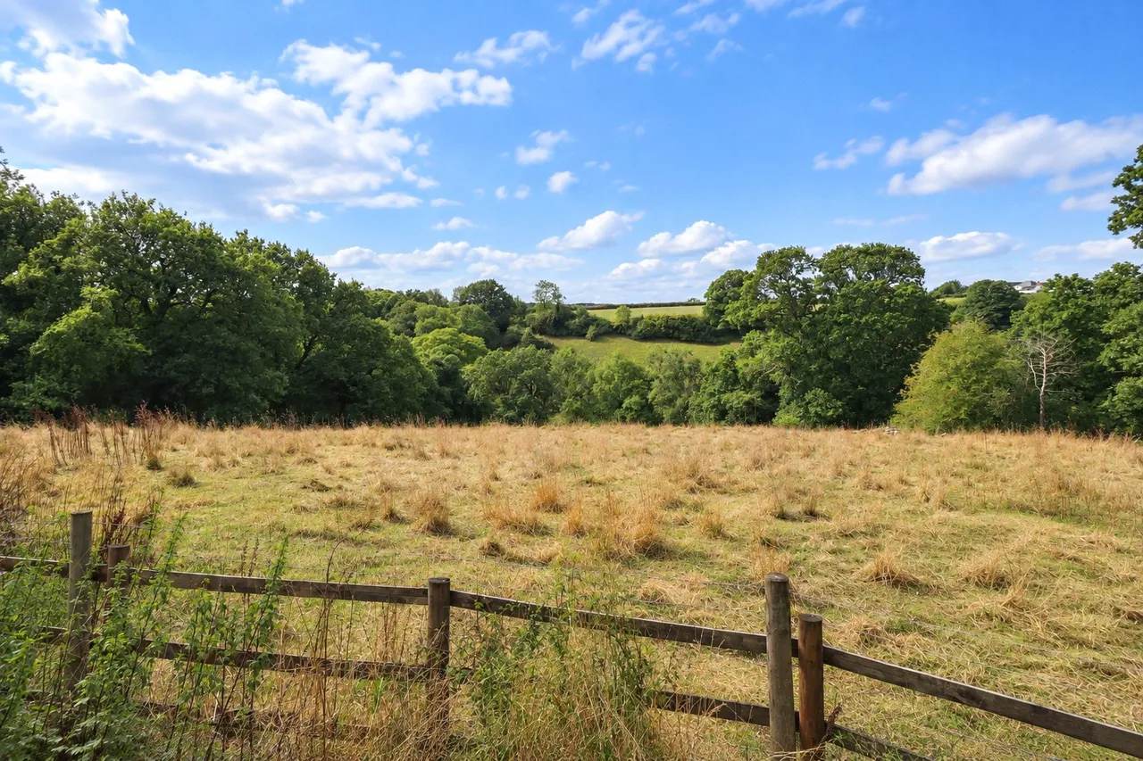 Chulmleigh, EX18, photo 52