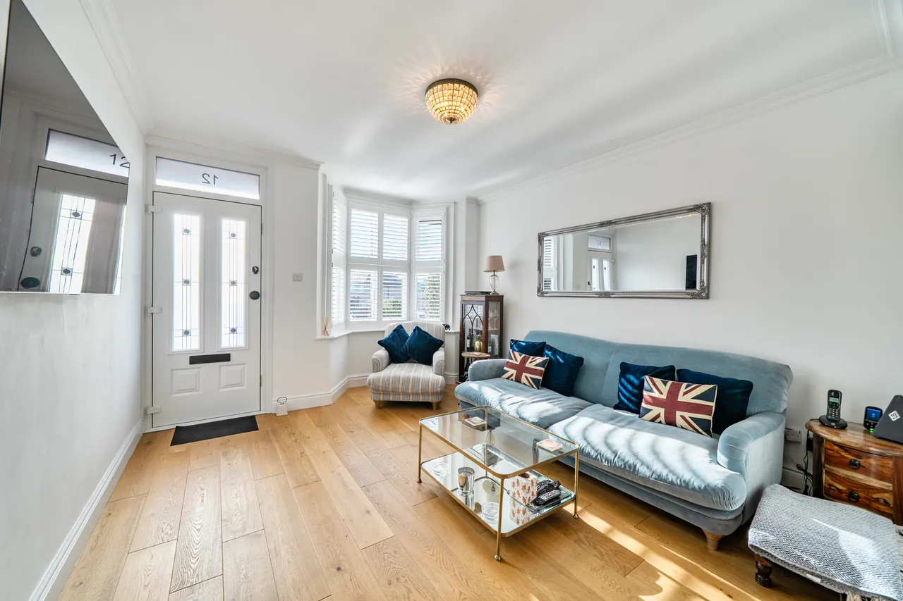 Lancaster Road, Uxbridge, UB8, photo 2