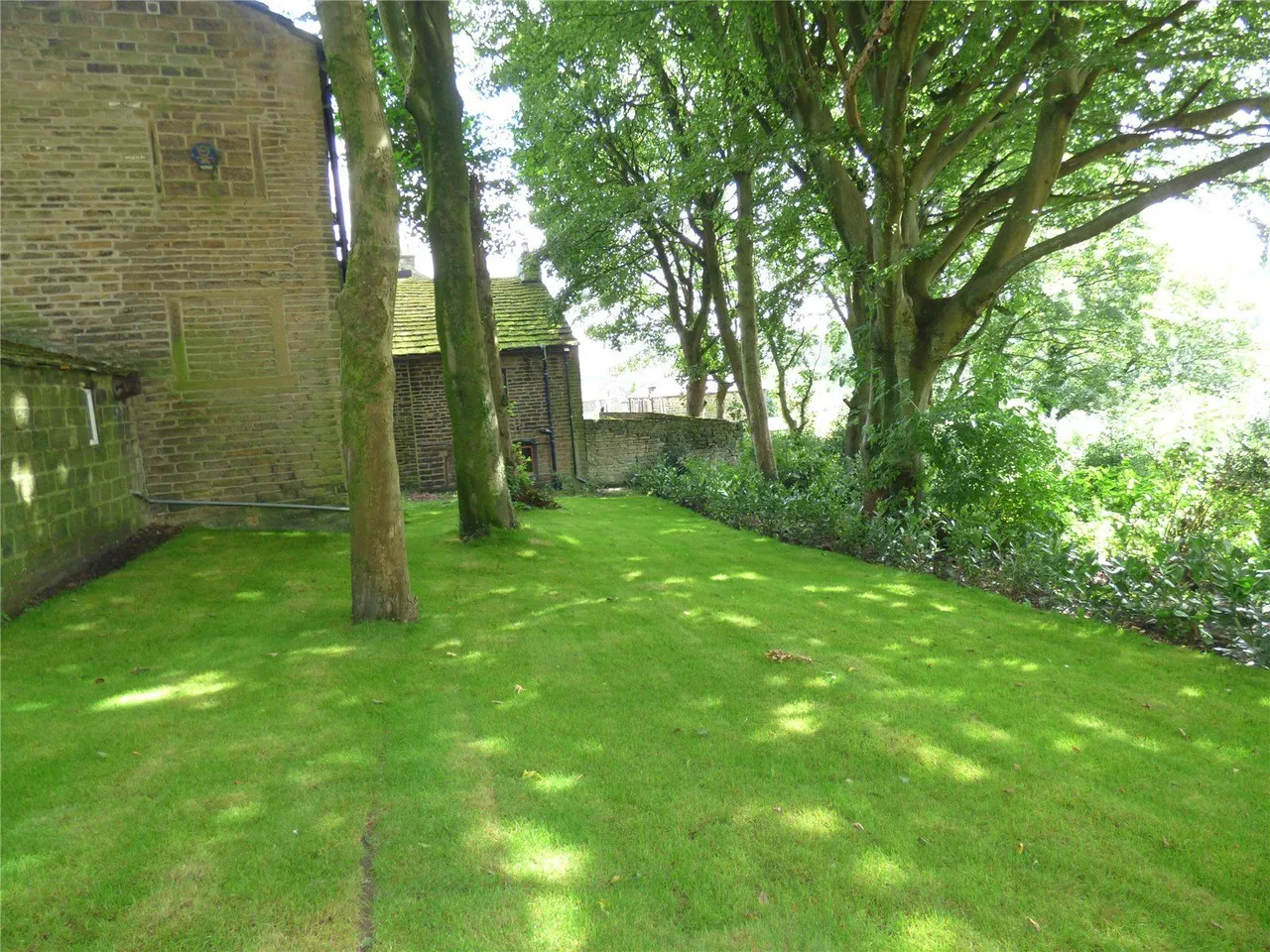 Sugar Lane, Dobcross, OL3, photo 24