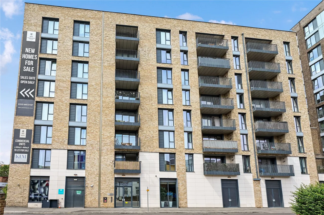 Fairfield Avenue, Staines, TW18, photo 13