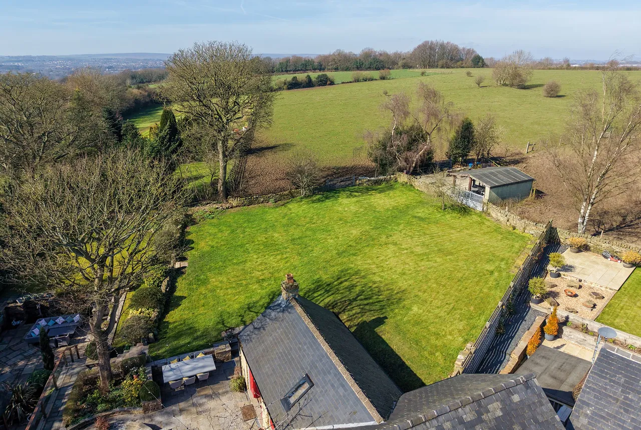 Summerley Lower Road, S18, photo 43