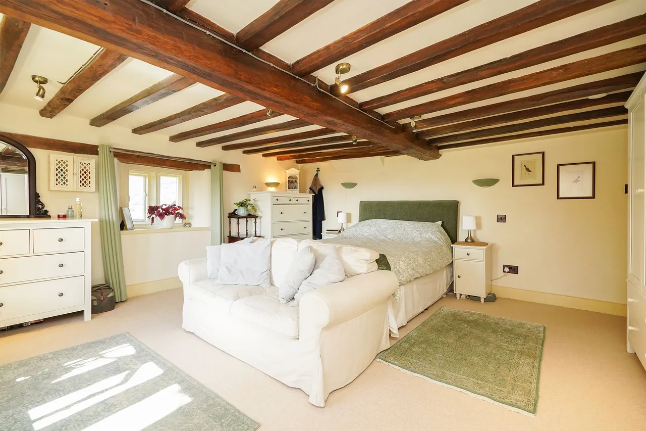 Summerley Lower Road, S18, photo 18