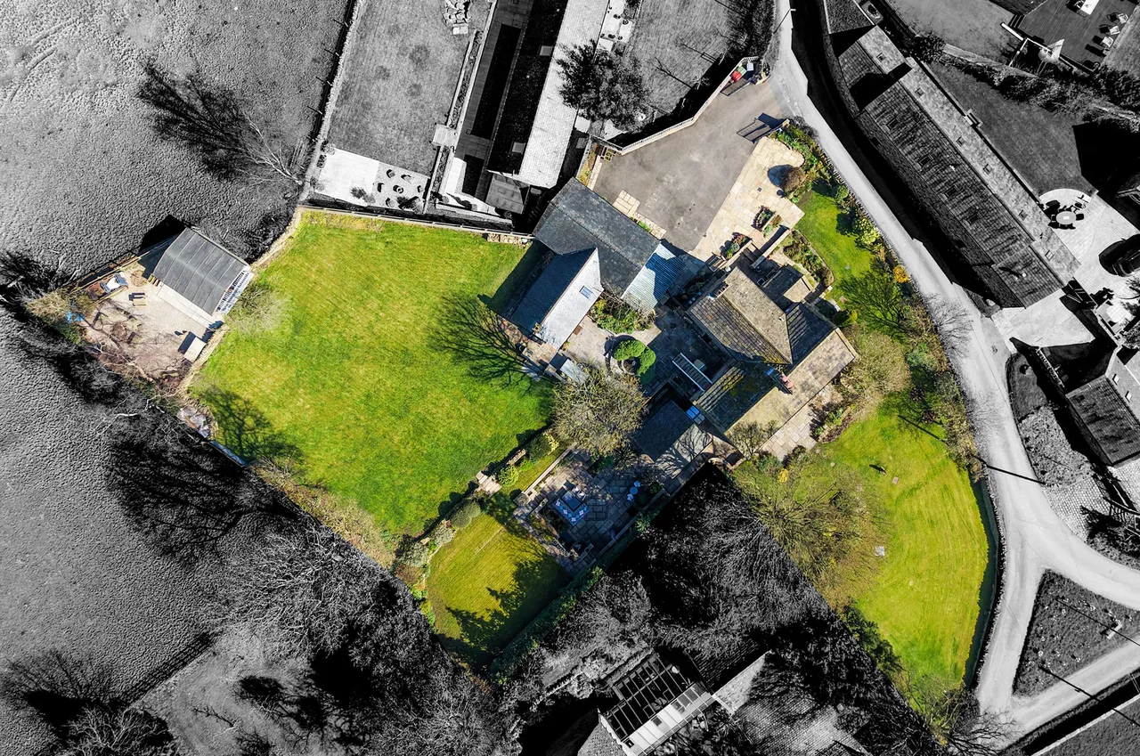 Summerley Lower Road, S18, photo 41