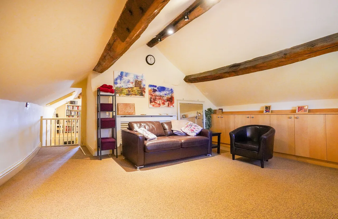 Summerley Lower Road, S18, photo 26