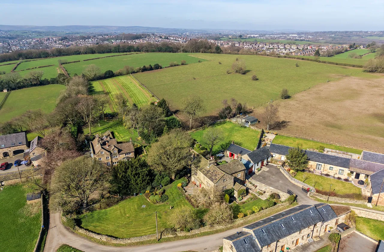 Summerley Lower Road, S18, photo 40