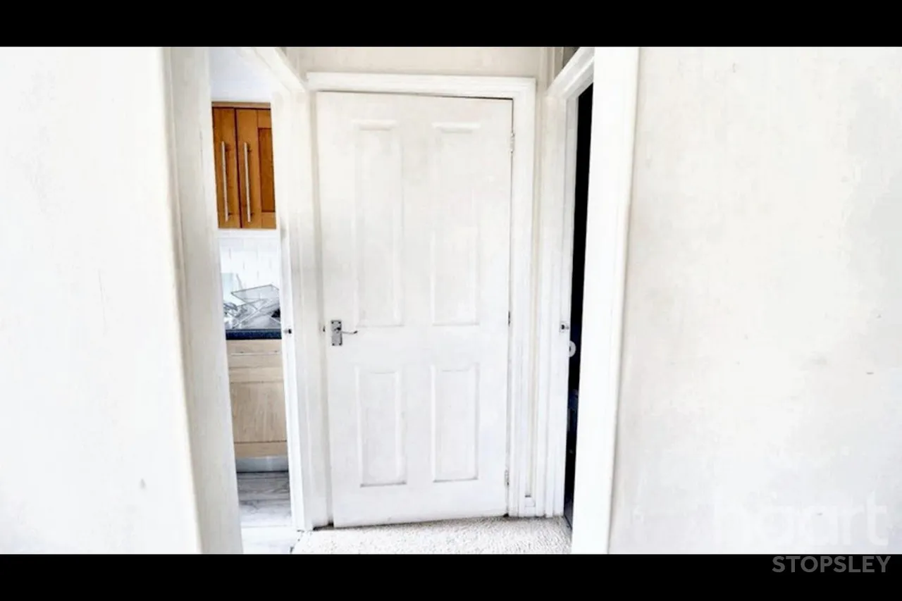 Colin Road, Luton, LU2, photo 21